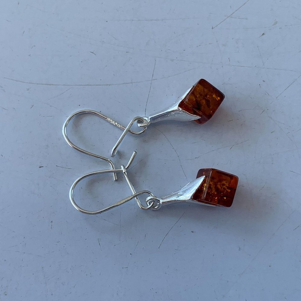 Cube Shape Amber Drop Dangle Silver Botw Earrings - image 7